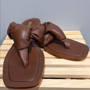 Maeve Anthropologie Brown Knotted Leather Slide Sandals Size 9 Fits 8 NEW